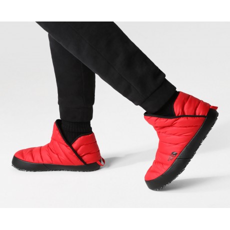 Ботинки The North Face Thermoball Traction Bootie Красные