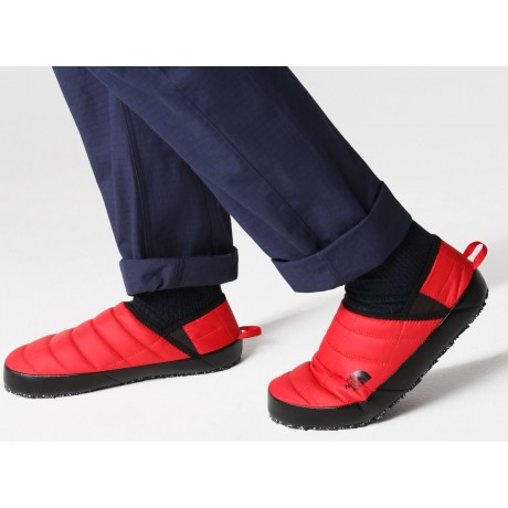 Тапки The North Face Thermoball Traction Mule V Красные