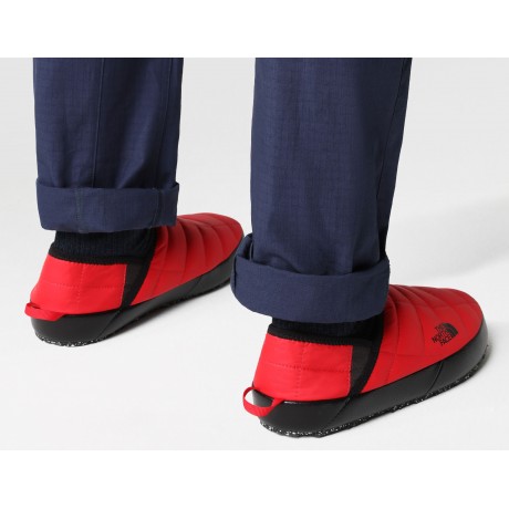 Тапки The North Face Thermoball Traction Mule V Красные