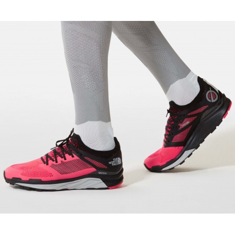 Кроссовки The North Face Flight Vectiv Черные с розовым